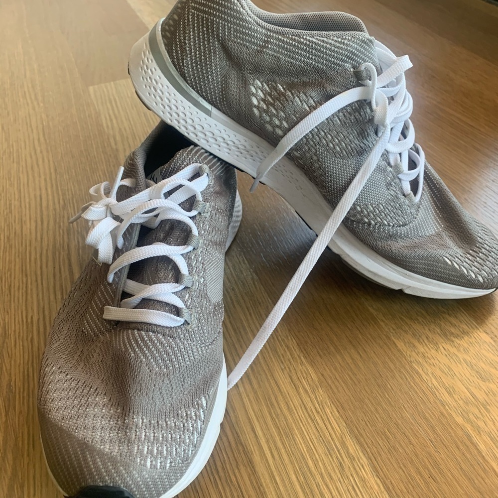 New Balance Vazee Running Sneakers - Picture 3 of 10